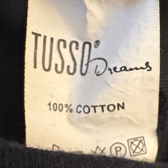 Chic Black Top with Denim Details - Picture 5 of 5